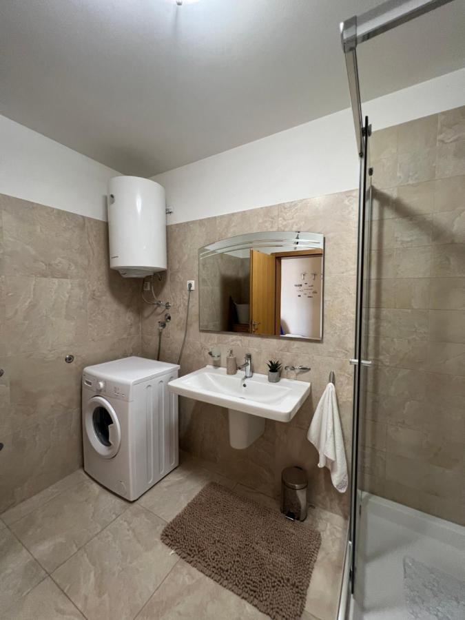 Ana Exclusive Apartments Jelsa  Buitenkant foto