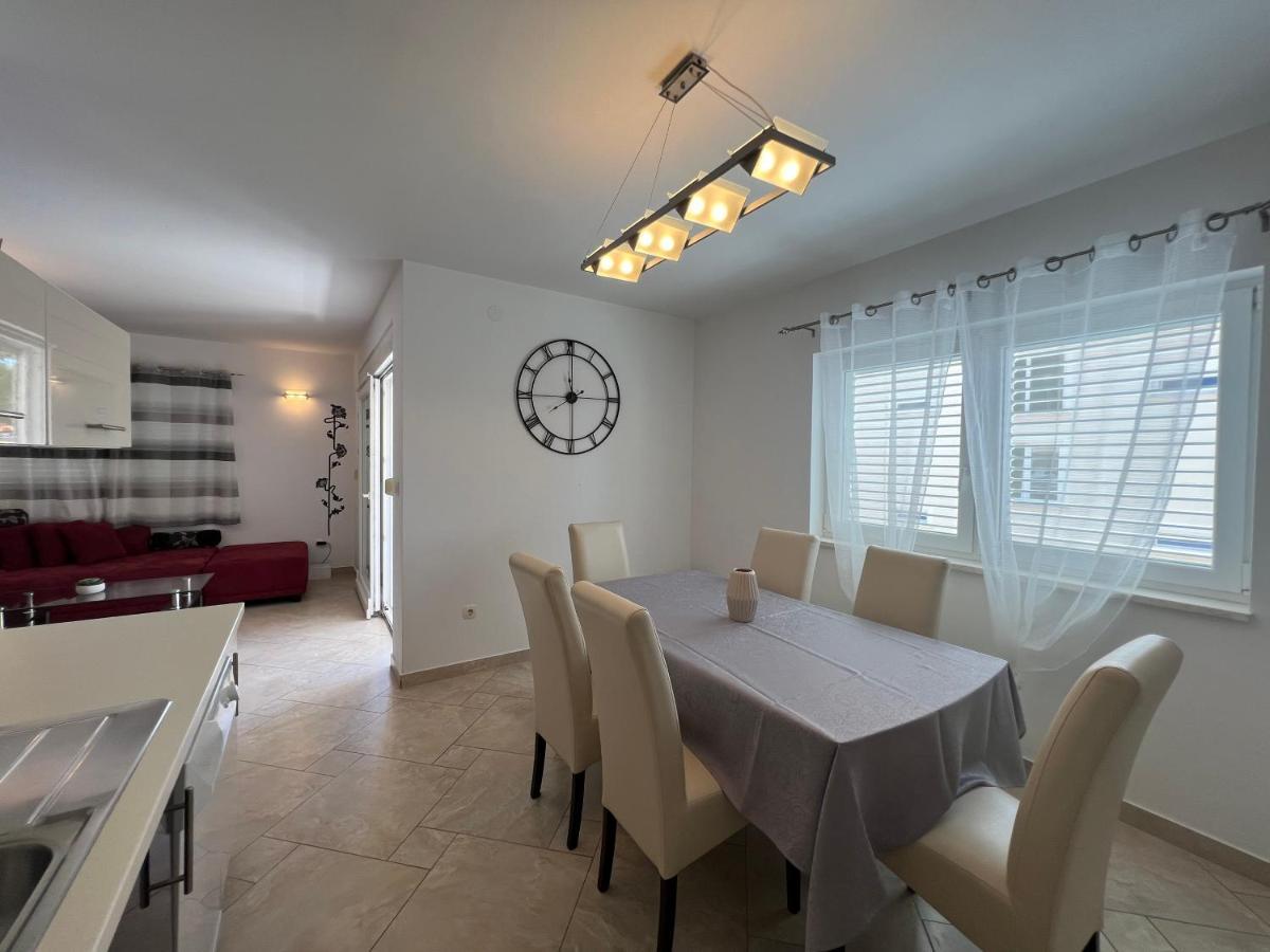 Ana Exclusive Apartments Jelsa  Buitenkant foto