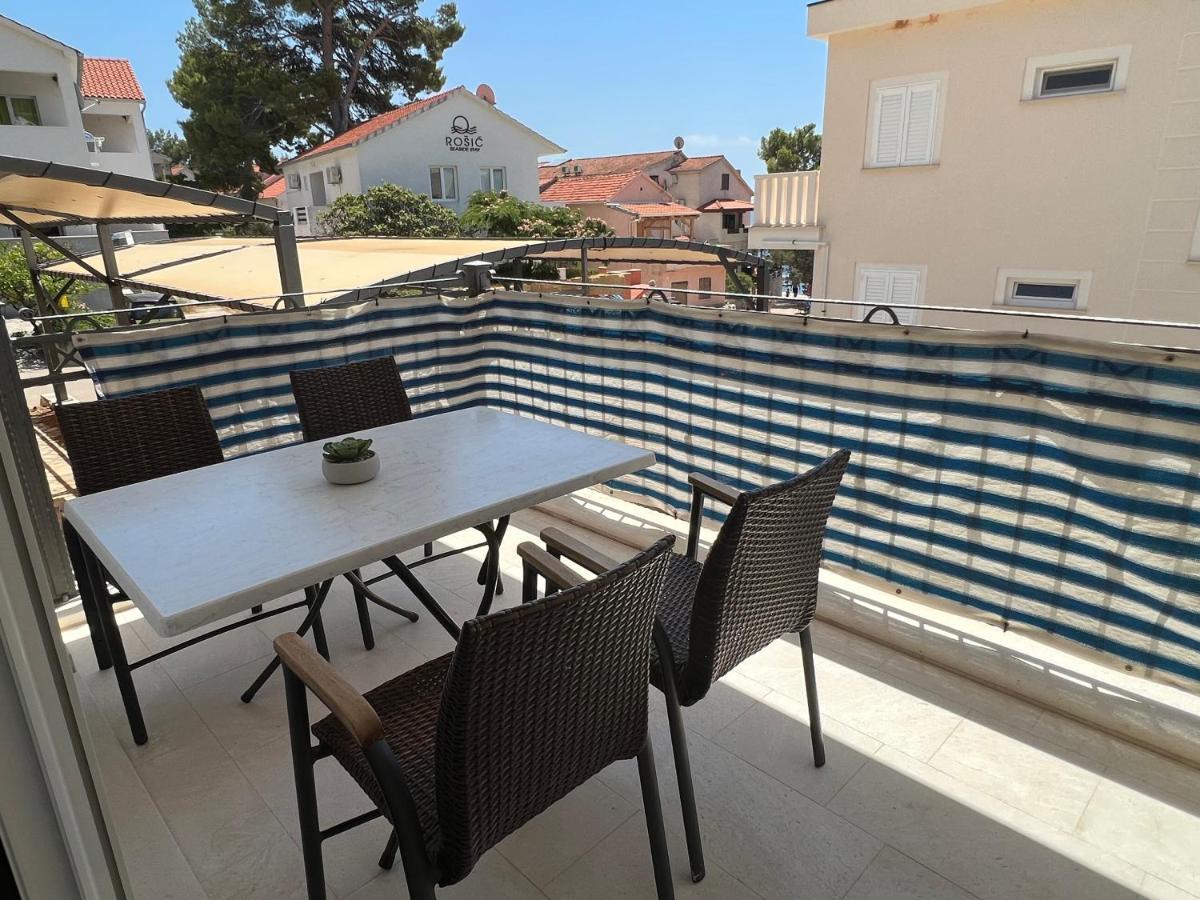 Ana Exclusive Apartments Jelsa  Buitenkant foto