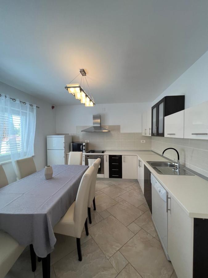 Ana Exclusive Apartments Jelsa  Buitenkant foto